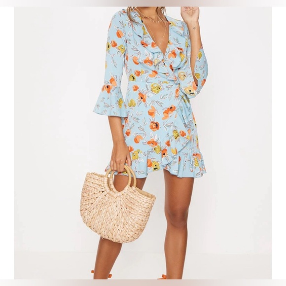 Pretty Little Things women’s NWT Turquoise Floral Printed Frill true Wrap Dress4 - Picture 10 of 11